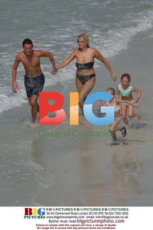 Dean Gaffney and family on holiday in Dubai