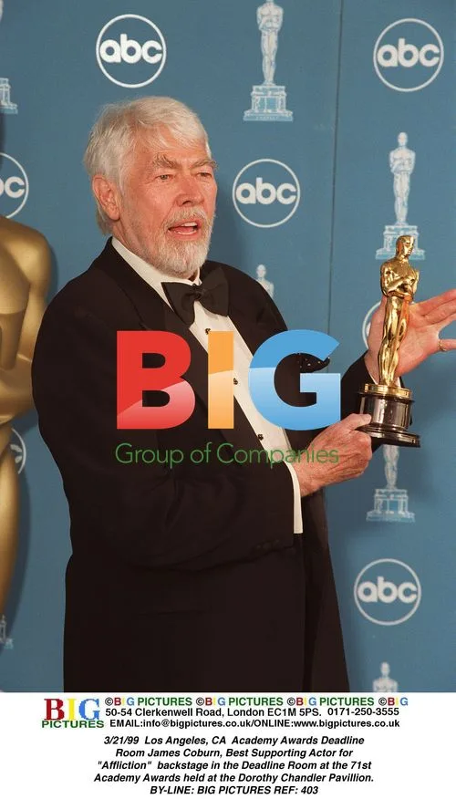 James Coburn at 1999 Academy Awards