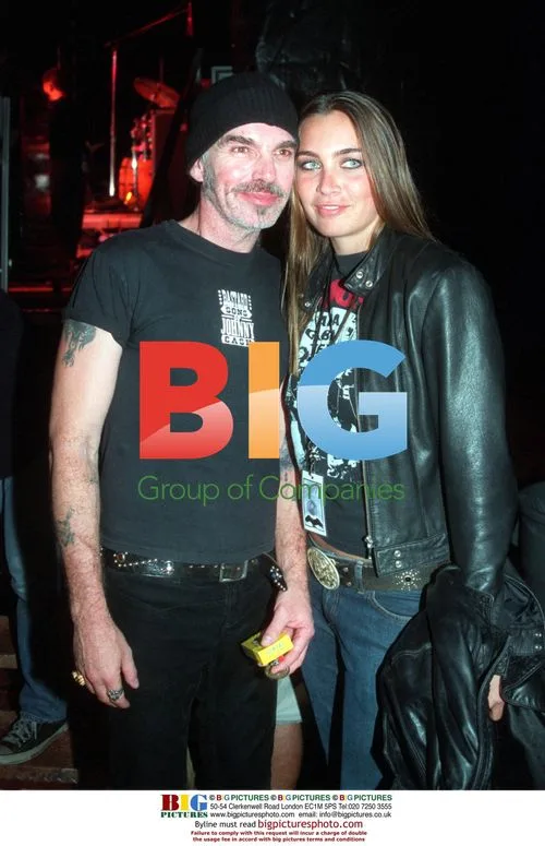 Billy Bob Thornton performs at fundraiser