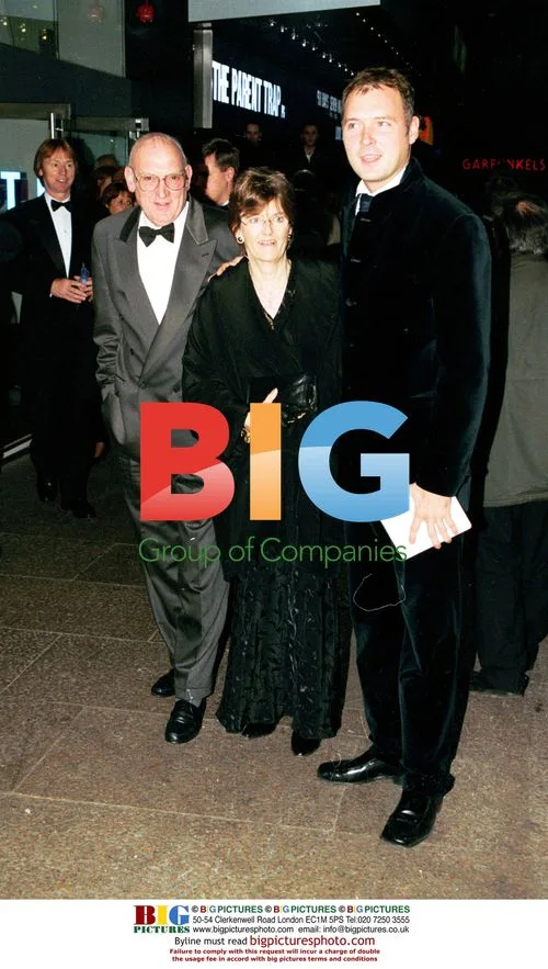 John Lesley at "The Parent Trap" Premiere
