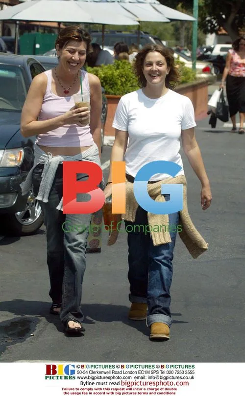 Drew Barrymore shops with friend in Malibu