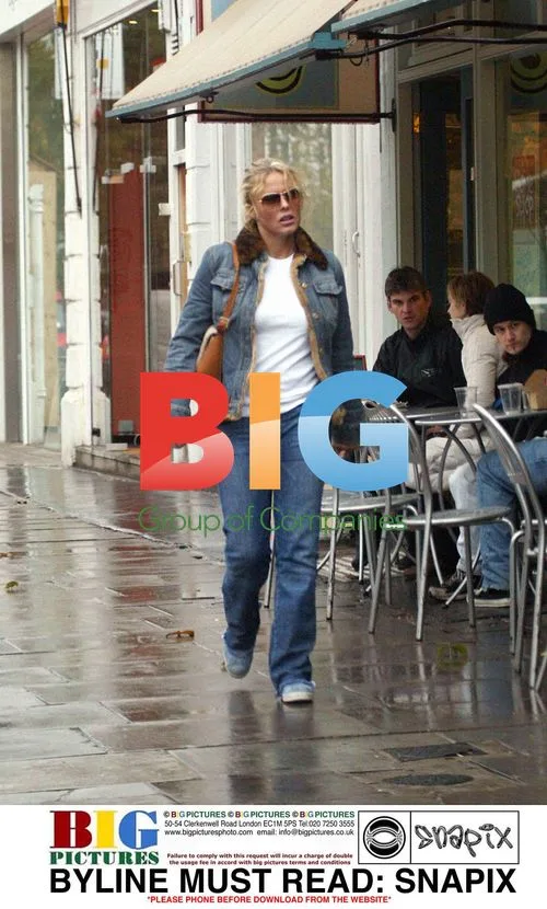 Patsy Kensit Out Walking in London