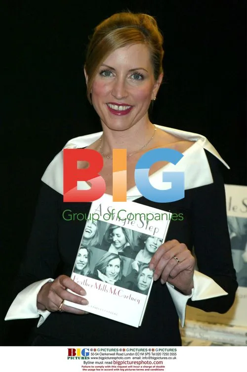 Heather Mills McCartney at book signing
