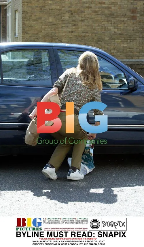 Joely Richardson Shopping in West London
