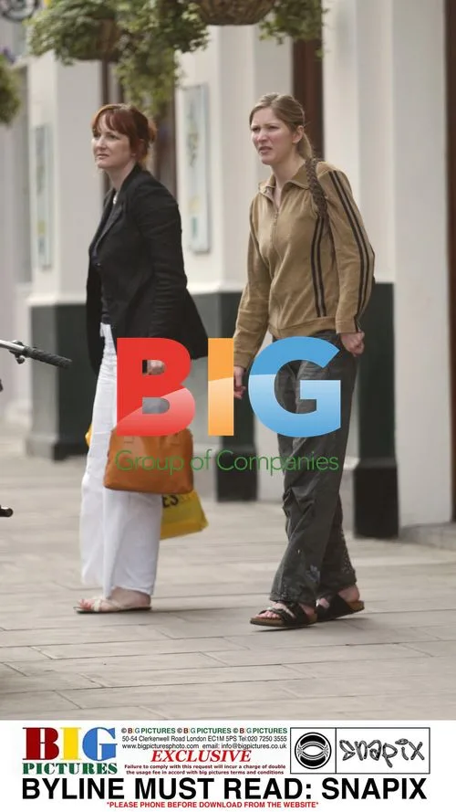 Lis Faulkner Seen Shopping in London