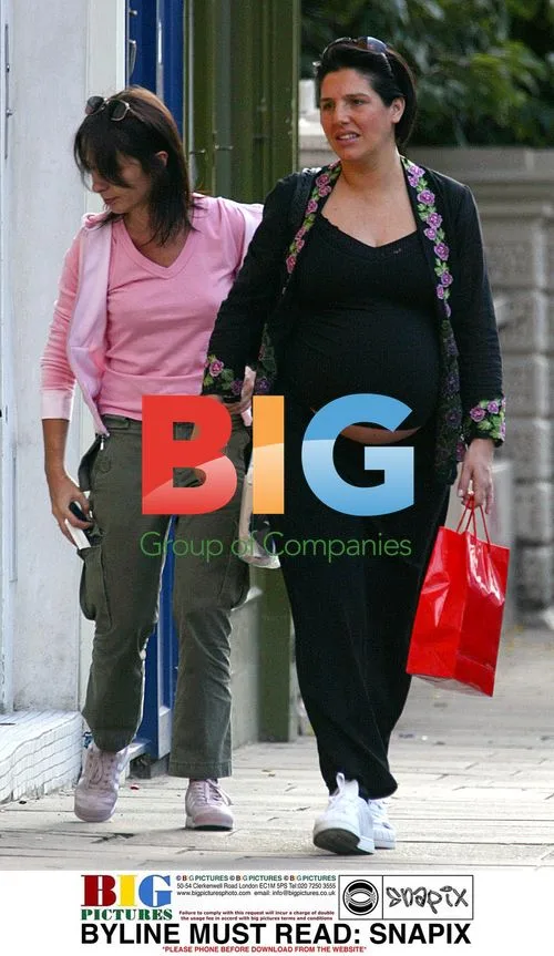 Pregnant Singer Sharleen Spitery Out Walking