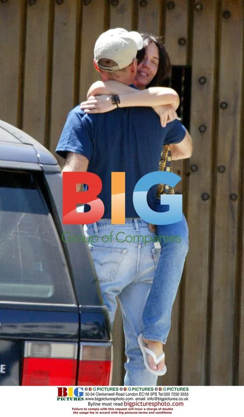 Bruce Willis and Jaimseye Haft get cozy outside hotel