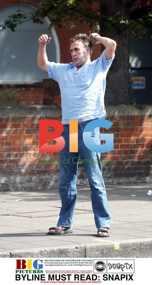 Joe McGann Struggles to Hail Cab