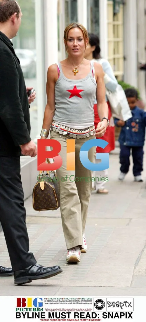 Tara Palmer-Tomkinson goes shopping
