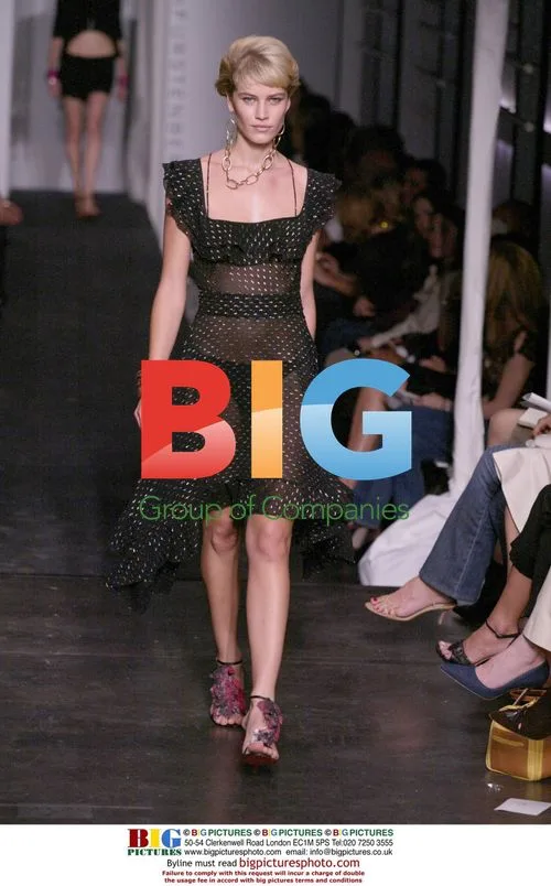 DVF S/S 2003 Collection at NYFW