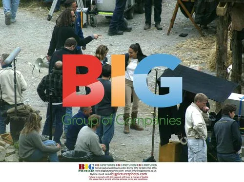 Angelina Jolie on set of "Tomb Raider 2"