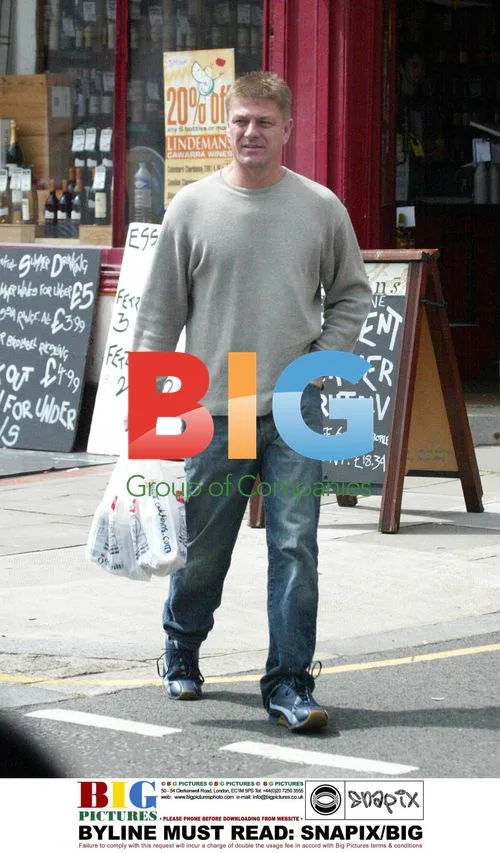 Sean Bean Buys Beer in North London