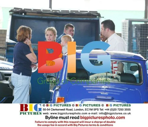 NICOLE APPLETON AND FAMILY TEST DRIVE MINI