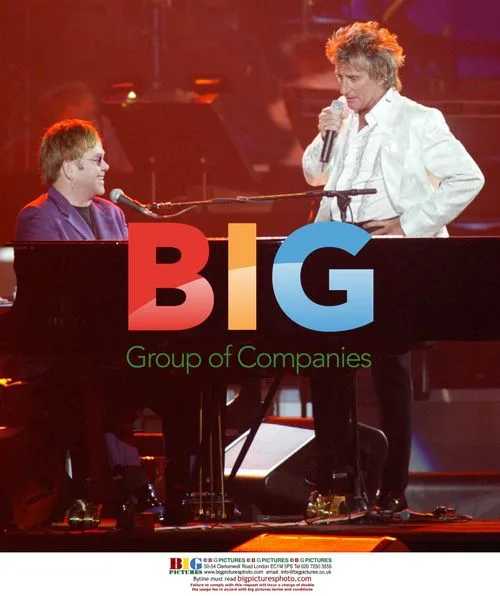 Elton John and Rod Stewart Perform