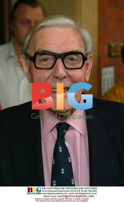 Eric Sykes at Joan Sims Plaque Unveiling