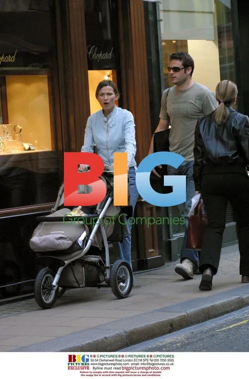 Mark Viduka and family shopping in London