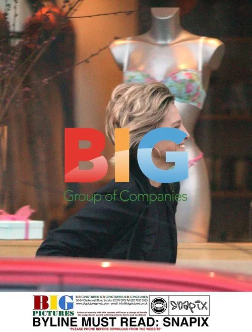 Nicola Formby shopping in North London