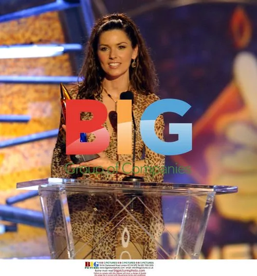 Shania Twain at 2003 CMT Awards