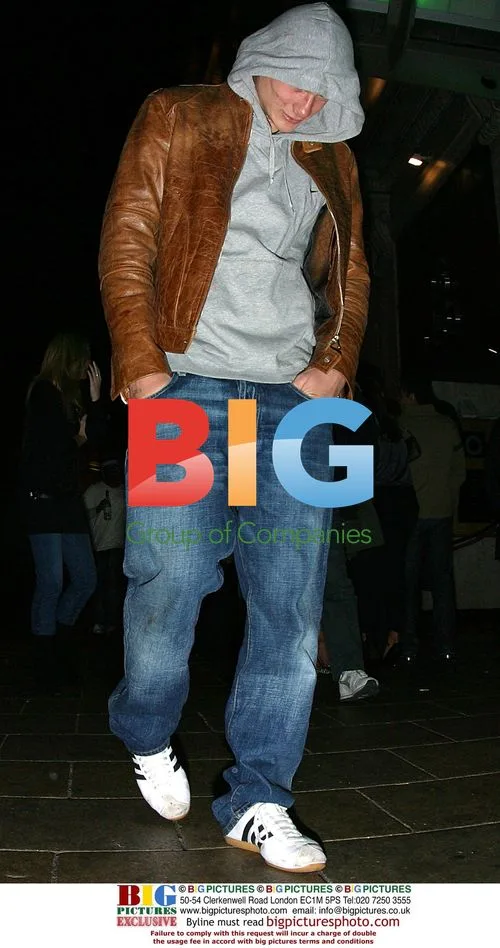 Boy Band Member Lee in Altercation