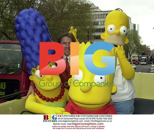 Jonathan Ross and The Simpsons on London Bus