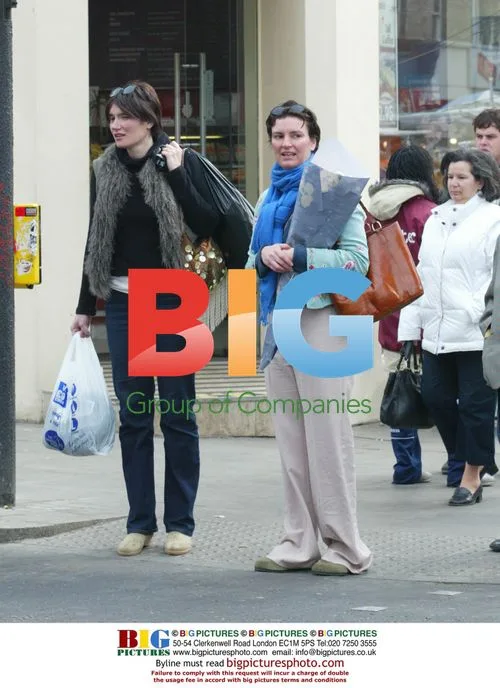 Daniella Nardini Out Shopping in London