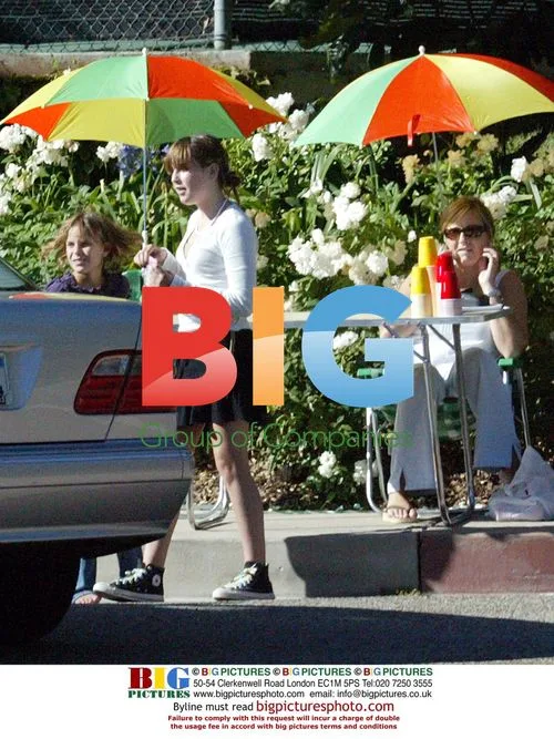 Demi Moore's Daughters Run Lemonade Stand