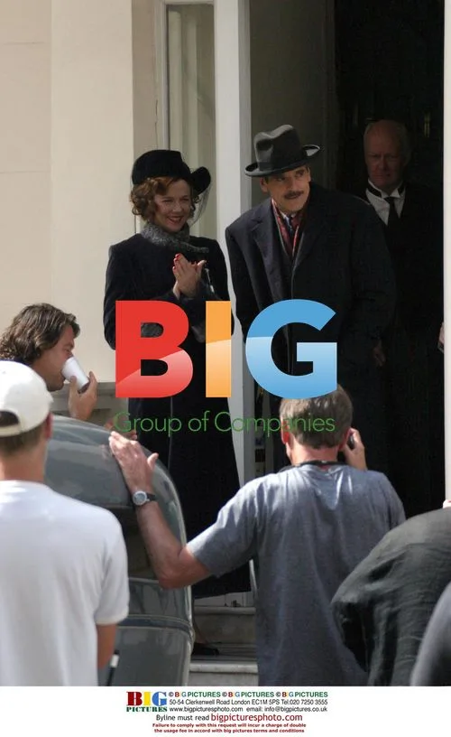 Annette Bening and Jeremy Irons on 'Being Julia' Set