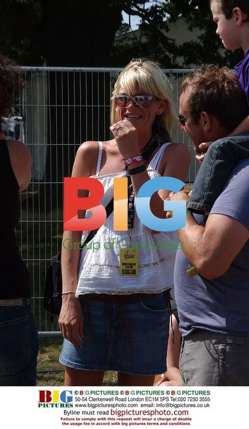 Zoe Ball at V2003 music festival