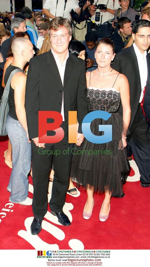 Stephen Tomkinson and wife at 'Tomb Raider' premiere