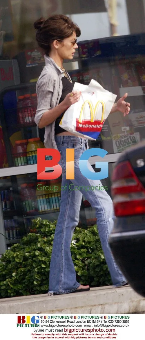 Lara Flynn Boyle and boyfriend at McDonald's