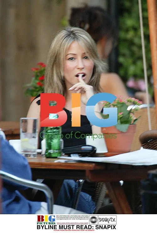 Rachel Stevens and Mother Dining in London