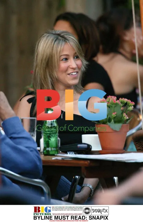 Rachel Stevens Lunches With Mother in London