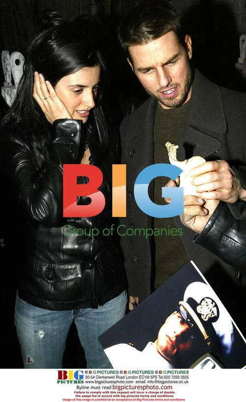 Penelope Cruiz and Tom Cruise leaving Ivy