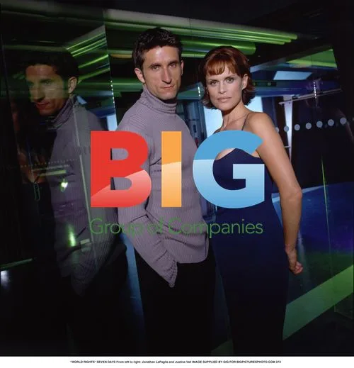 Jonathan LaPaglia and Justina Vail