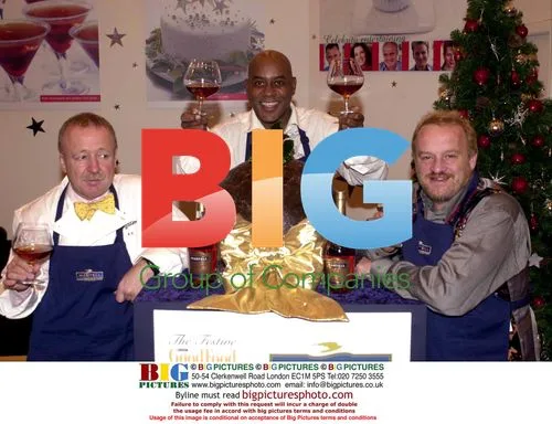 Celebrities Launch £8000 Christmas Pudding