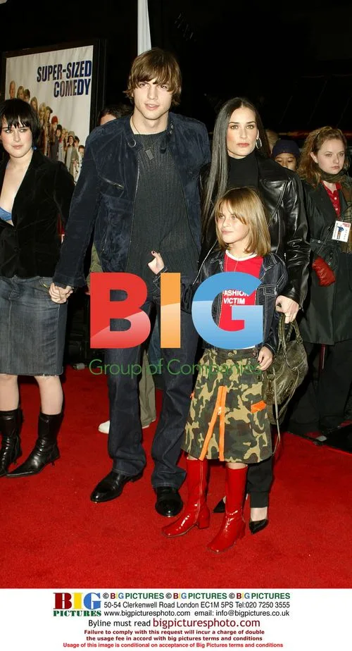 Demi Moore with Daughters and Ashton Kutcher