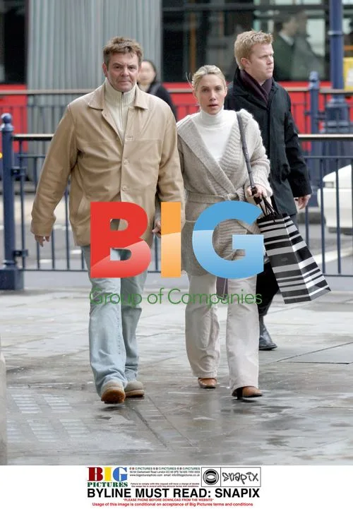 TV's 'Where the Heart Is' Actor Phil Middlemiss Christmas Shopping in London