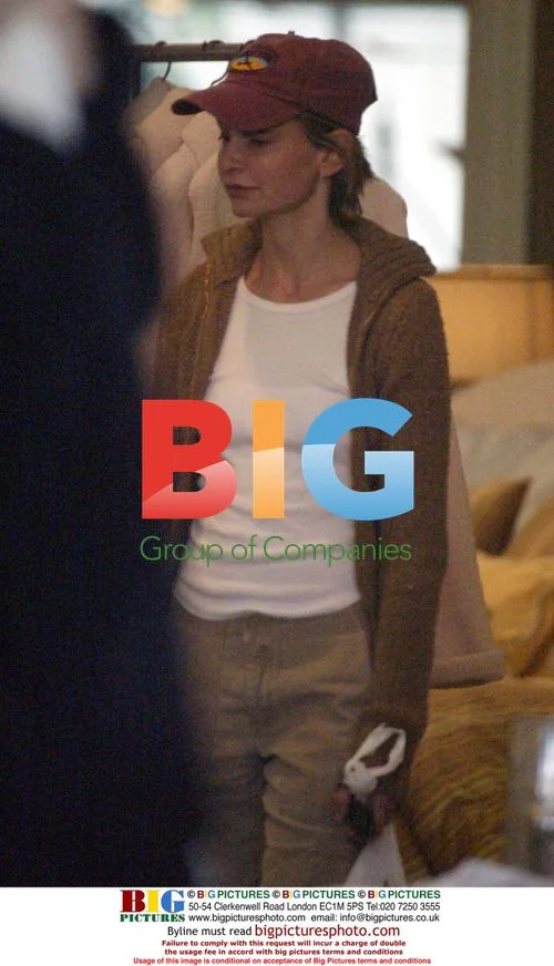 Calista Flockhart Shopping in Beverly Hills