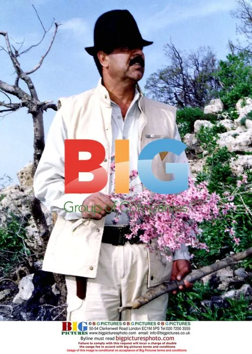 Captured Iraqi President Saddam Hussein