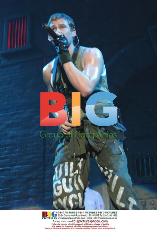 Blue's Lee Ryan at MEN Arena concert