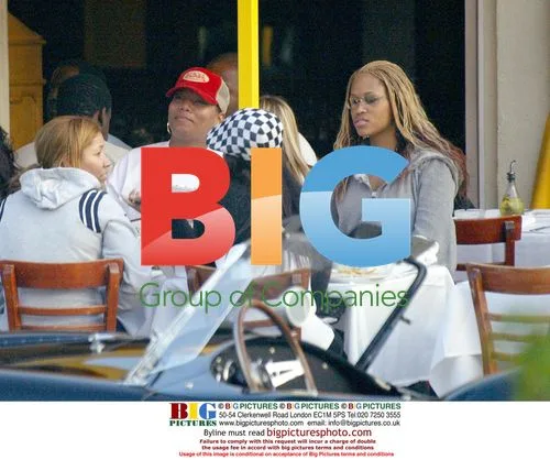 Queen Latifah and Eve Lunch on Sunset Strip