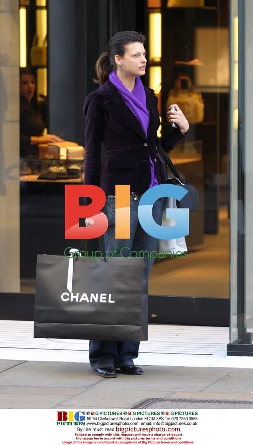 Linda Evangelista Shopping at Chanel