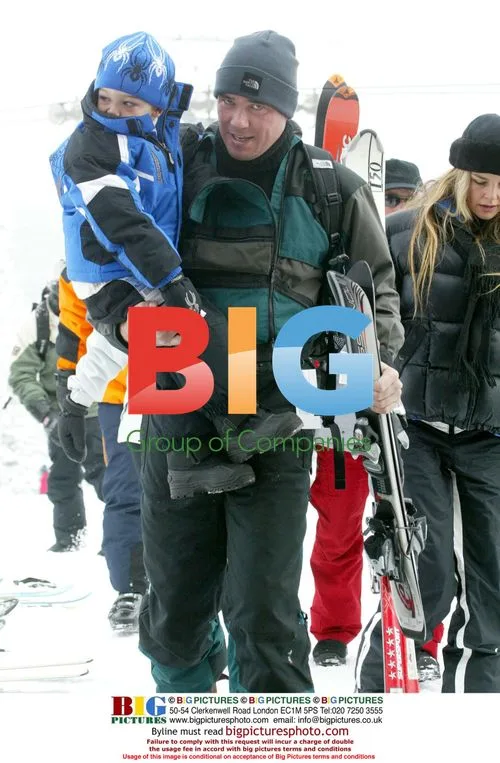 Dean Caine skiing with family in Aspen
