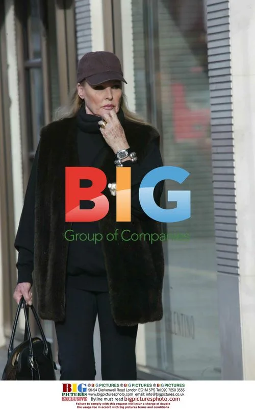 Ursula Andress Shopping in London