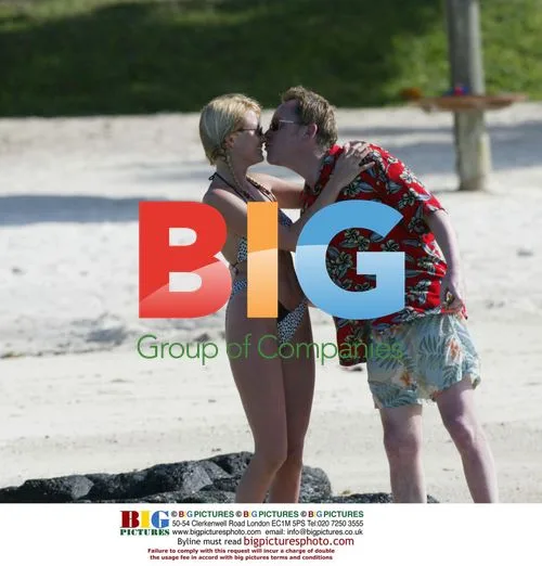 Vic Reeves and Nancy Sorrell on Honeymoon