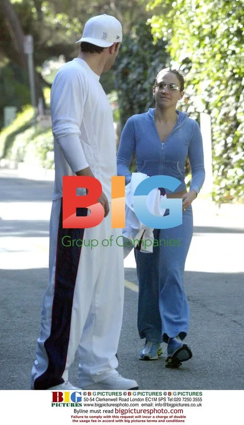 Ben Affleck and Jennifer Lopez go to workout