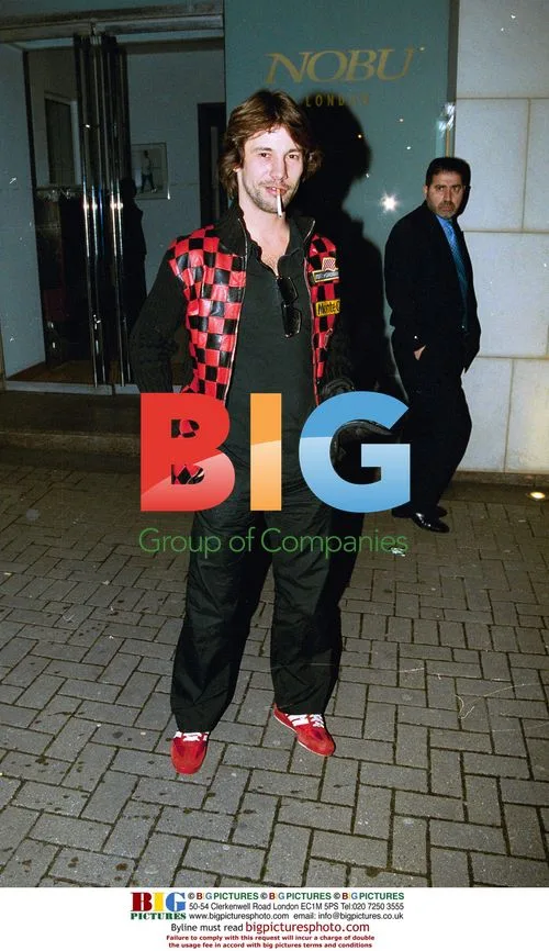 Celeb posing for editorial photo
