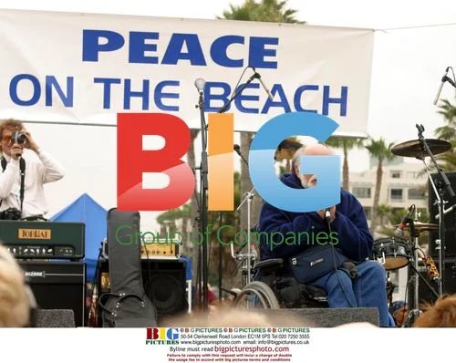 Peaceful Anti-War Protest in Santa Monica