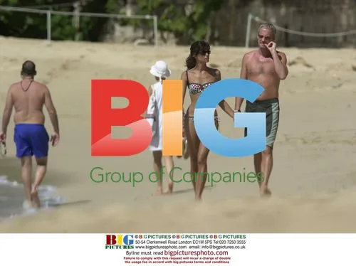 Lisa B Enjoys Beach Stroll in Barbados
