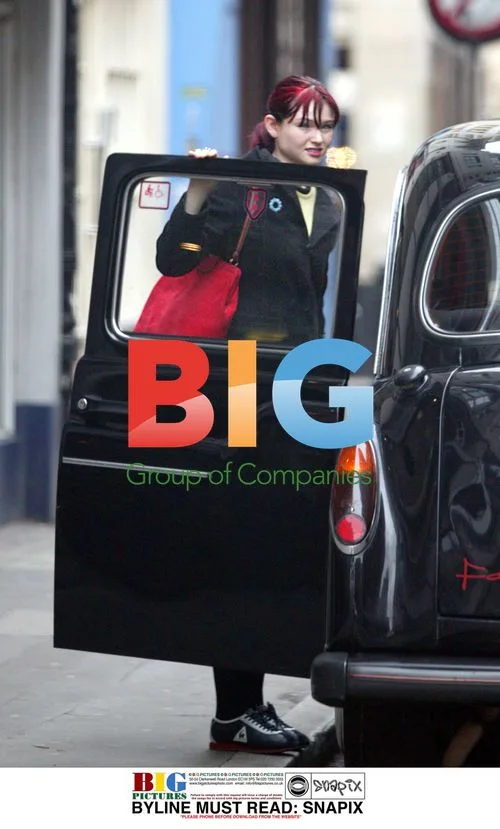 Sophie Ellis-Bextor Spotted Shopping in London